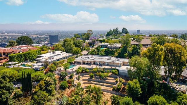 4321 Clear Valley Drive, Encino, CA 91436