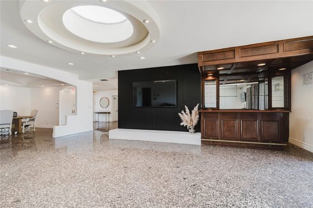 4321 Clear Valley Drive, Encino, CA 91436