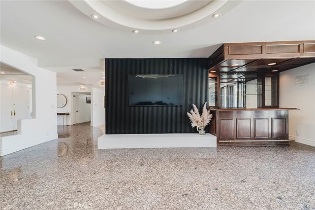 4321 Clear Valley Drive, Encino, CA 91436