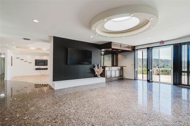 4321 Clear Valley Drive, Encino, CA 91436