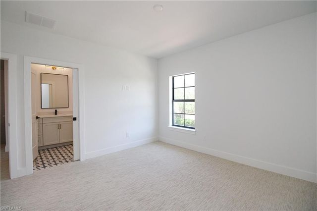 7968 Cordoba PL, Naples, FL 34113
