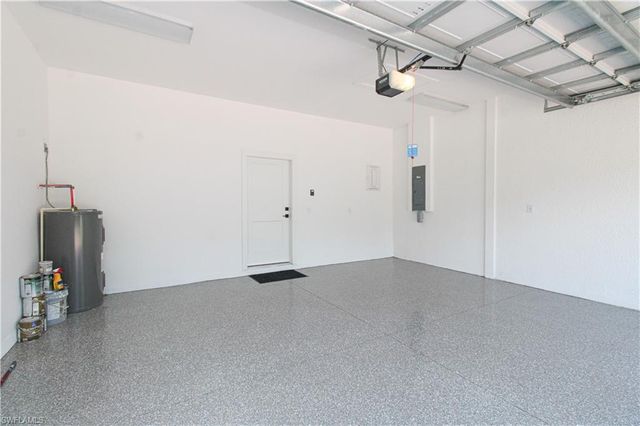 7968 Cordoba PL, Naples, FL 34113