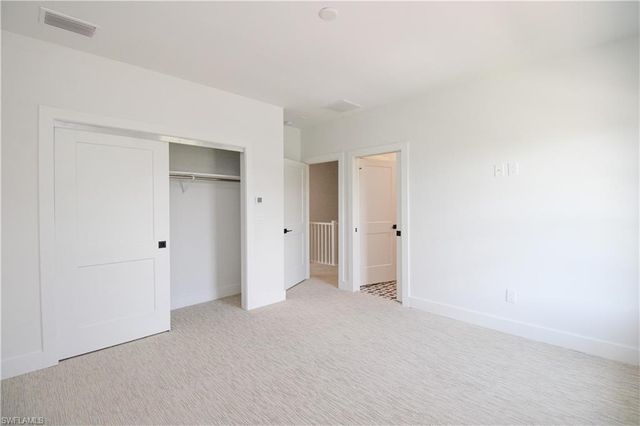 7968 Cordoba PL, Naples, FL 34113