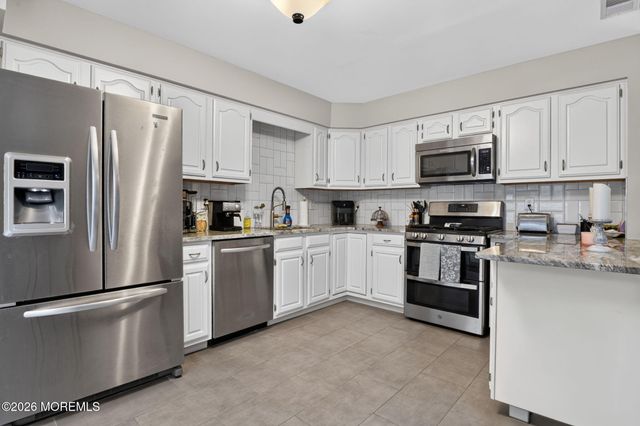379 Daniele Drive 1505, Ocean Twp, NJ 07712