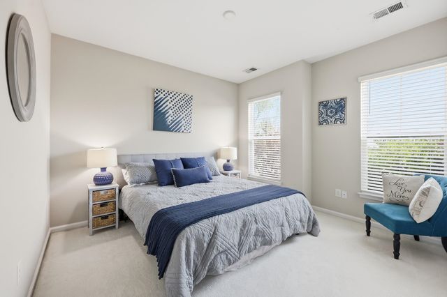 692 Tattlesbury Dr., Conway, SC 29526