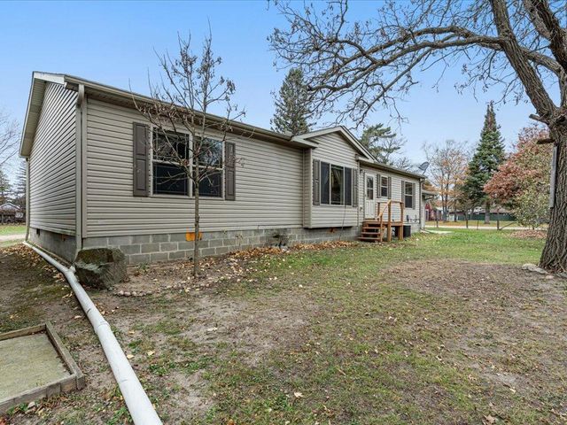 216 Hazel Street N, Backus, MN 56435