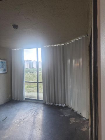 3252 Foxcroft Road 113, Miramar, FL 33025