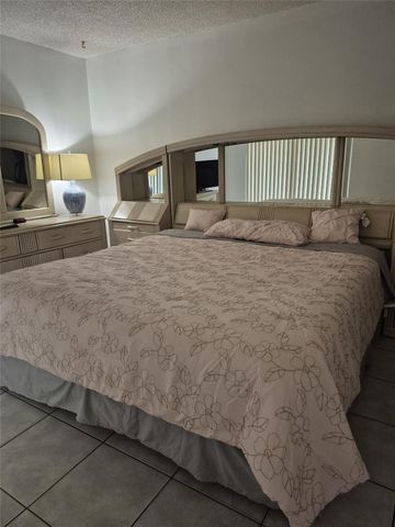 3252 Foxcroft Road 113, Miramar, FL 33025