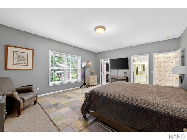 505 North and South, 2C, University City, MO 63130