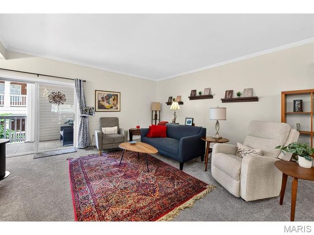505 North and South, 2C, University City, MO 63130