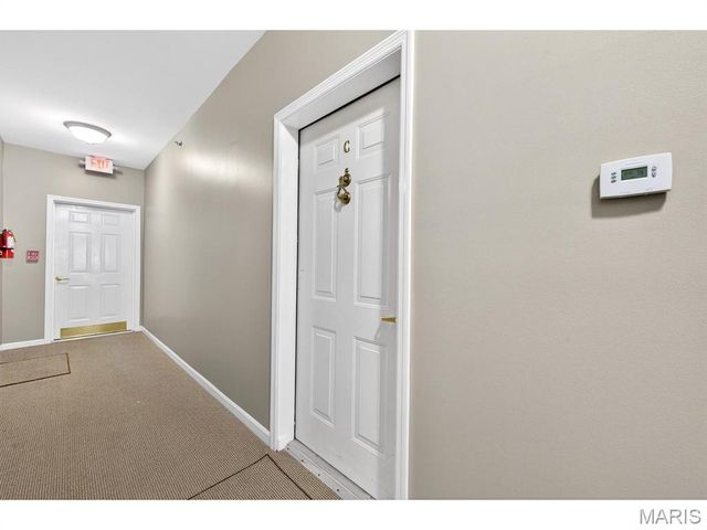 505 North and South, 2C, University City, MO 63130
