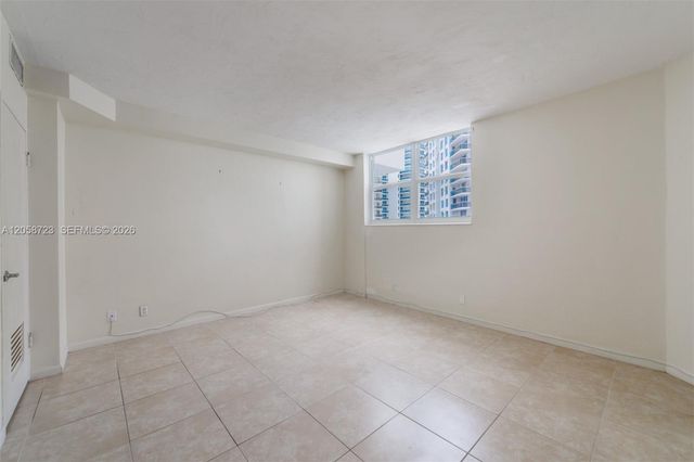 3001 S Ocean Drive 749, Hollywood, FL 33019