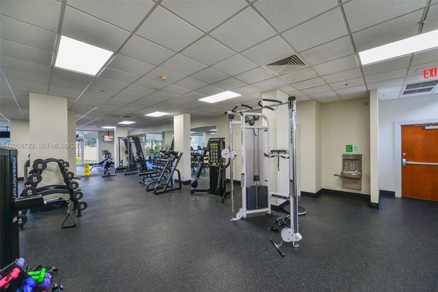 3001 S Ocean Drive 749, Hollywood, FL 33019