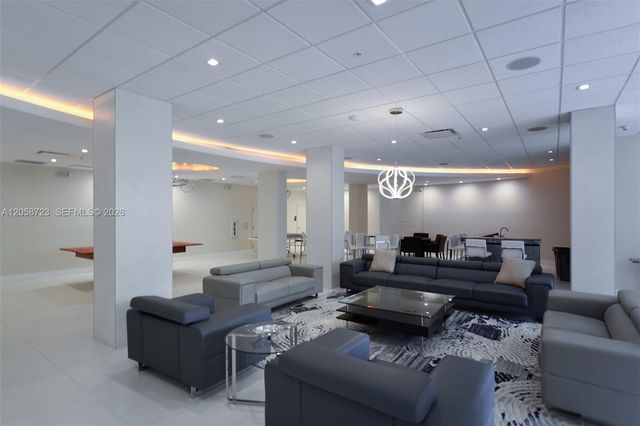 3001 S Ocean Drive 749, Hollywood, FL 33019