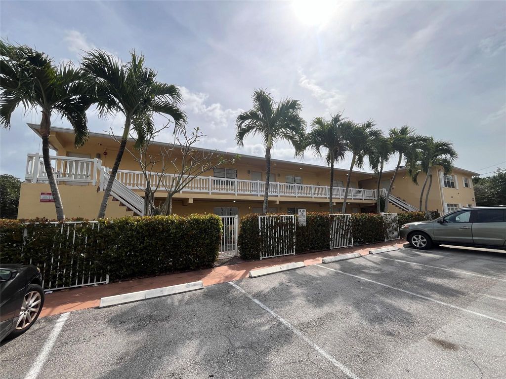 1414 NE 5th Terrace 2, Fort Lauderdale, FL 33304
