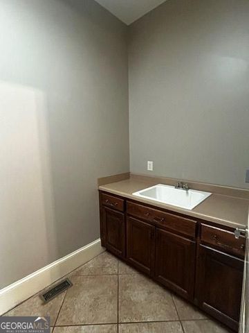 442 Heritage Lake Drive, Griffin, GA 30224