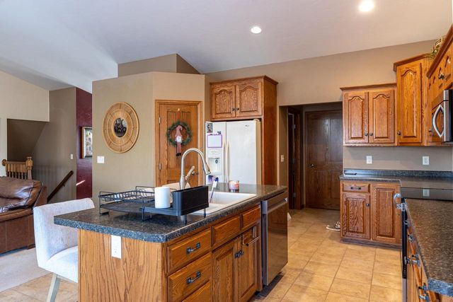 421 FAWNWOOD COURT, Wrightstown, WI 54180
