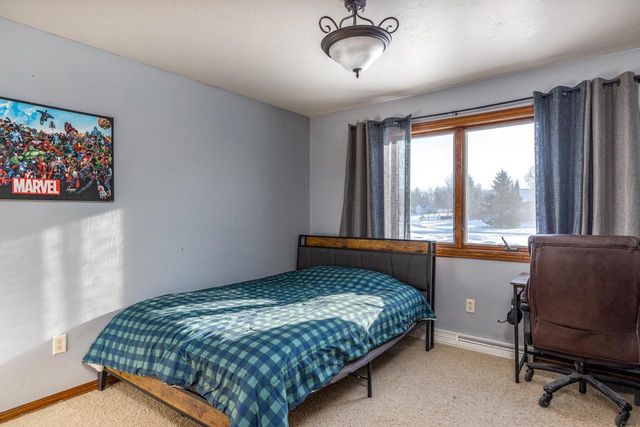 421 FAWNWOOD COURT, Wrightstown, WI 54180