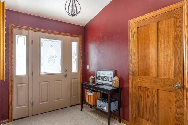 421 FAWNWOOD COURT, Wrightstown, WI 54180