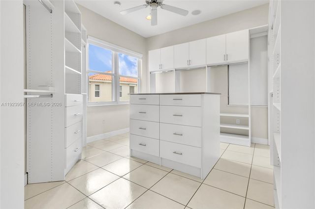 1547 Mariner Way, Hollywood, FL 33019