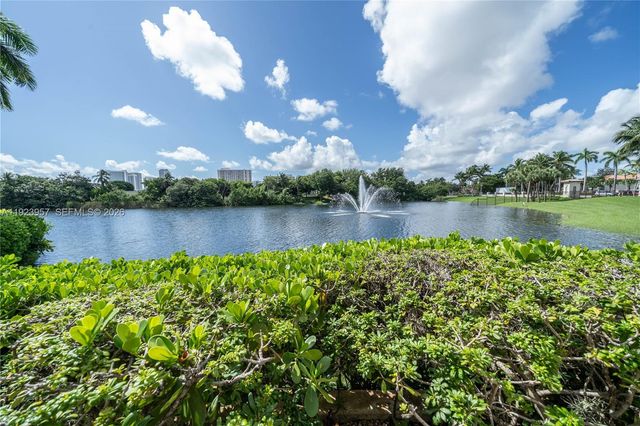 1547 Mariner Way, Hollywood, FL 33019