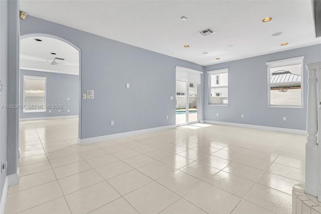 1547 Mariner Way, Hollywood, FL 33019