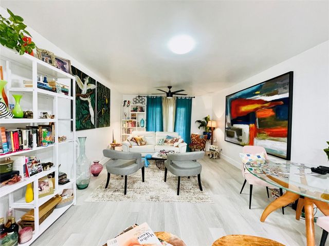 257 S Cypress Road 414, Pompano Beach, FL 33060