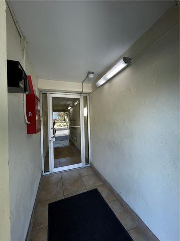 257 S Cypress Road 414, Pompano Beach, FL 33060