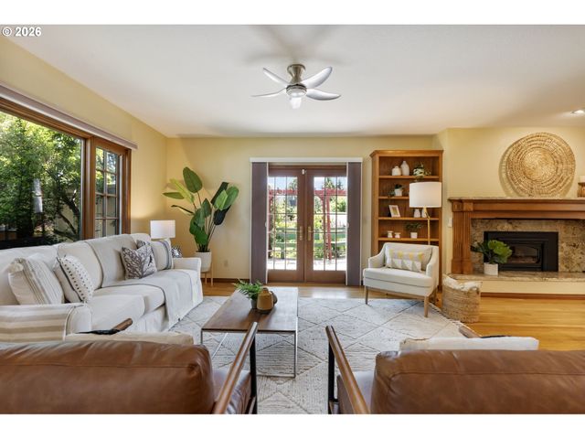 16922 Nw HAZELGROVE Ct, Beaverton, OR 97006