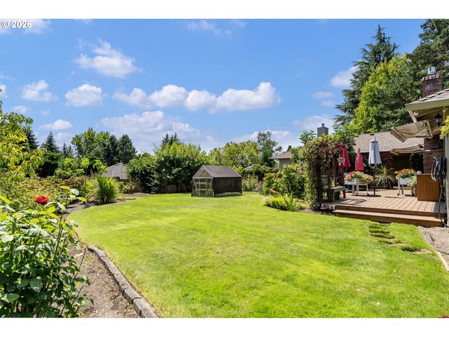 16922 Nw HAZELGROVE Ct, Beaverton, OR 97006