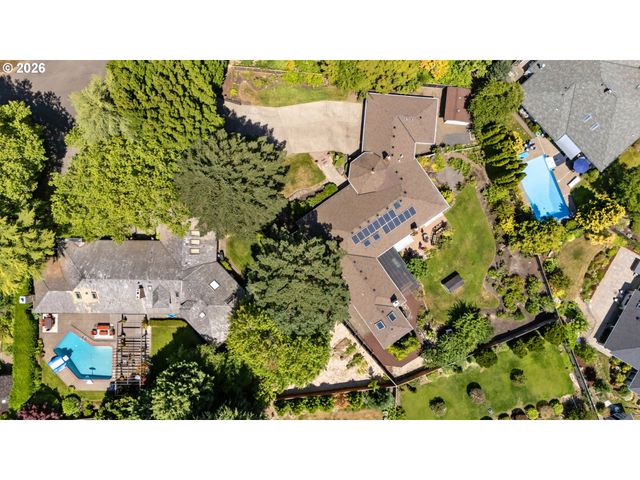 16922 Nw HAZELGROVE Ct, Beaverton, OR 97006