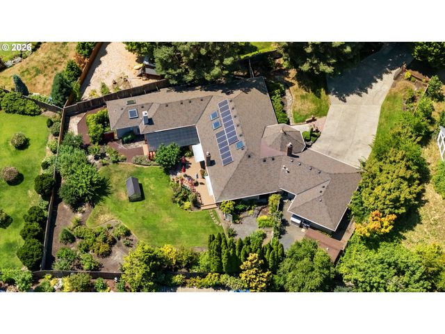16922 Nw HAZELGROVE Ct, Beaverton, OR 97006