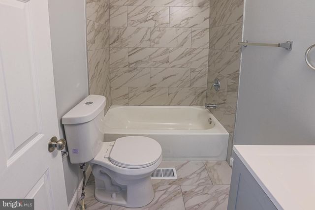 518 PARKSLEY AVE, Baltimore, MD 21223