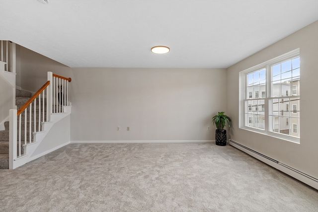 20 Knox St 43, Lawrence, MA 01841