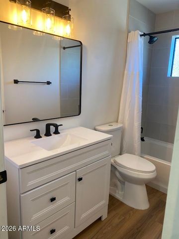 6526 E OSBORN Road, Scottsdale, AZ 85251
