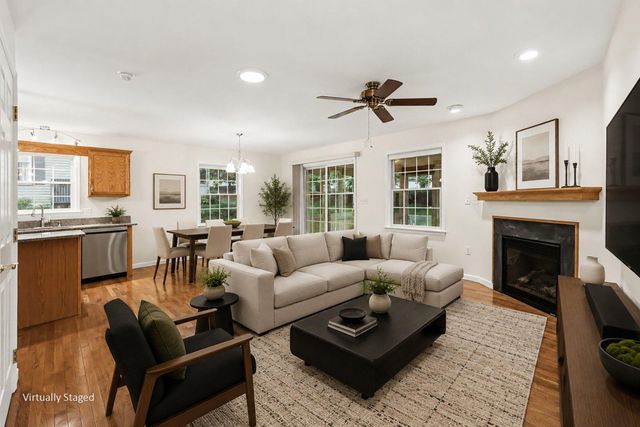 19 BLUE MOUNTAIN VIS, Mechanicsburg, PA 17050