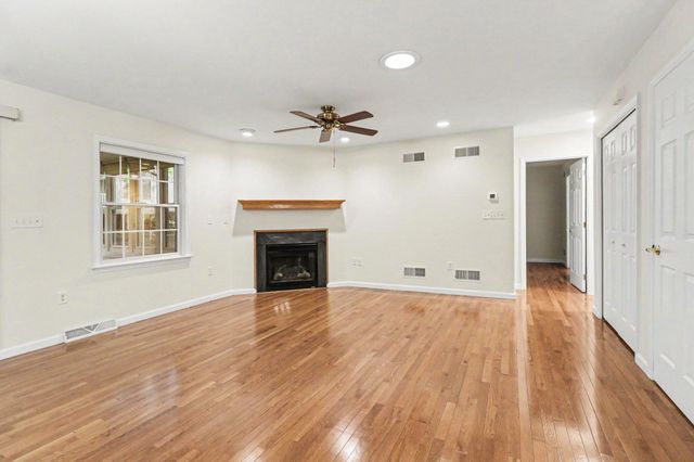 19 BLUE MOUNTAIN VIS, Mechanicsburg, PA 17050