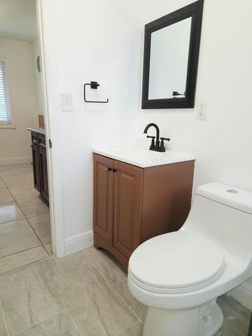 1839 PLUNKETT Street 2, Hollywood, FL 33020