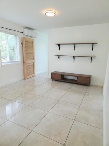 1839 PLUNKETT Street 2, Hollywood, FL 33020
