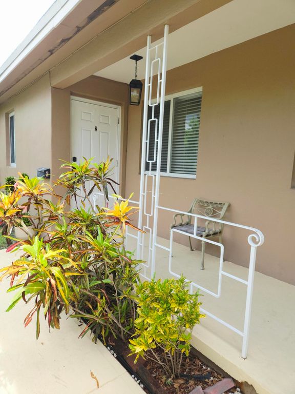 1839 PLUNKETT Street 2, Hollywood, FL 33020