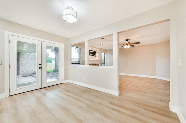 2117 Spinnaker Drive, League City, TX 77573