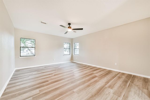 2117 Spinnaker Drive, League City, TX 77573