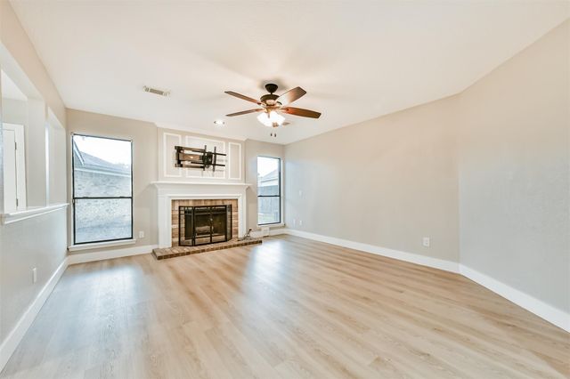 2117 Spinnaker Drive, League City, TX 77573
