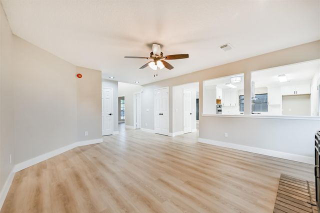 2117 Spinnaker Drive, League City, TX 77573