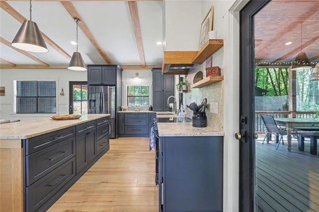 159 Manor Oak Trail, Toccoa, GA 30577
