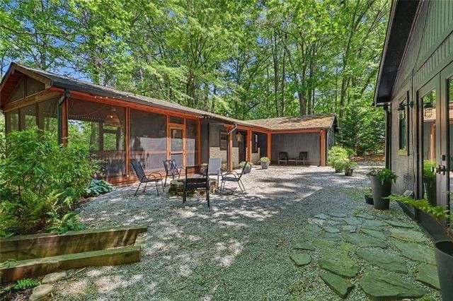 159 Manor Oak Trail, Toccoa, GA 30577