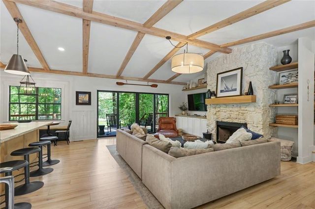 159 Manor Oak Trail, Toccoa, GA 30577