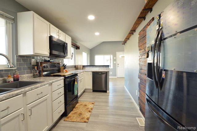 4051 Red Wing Drive, Flint, MI 48532