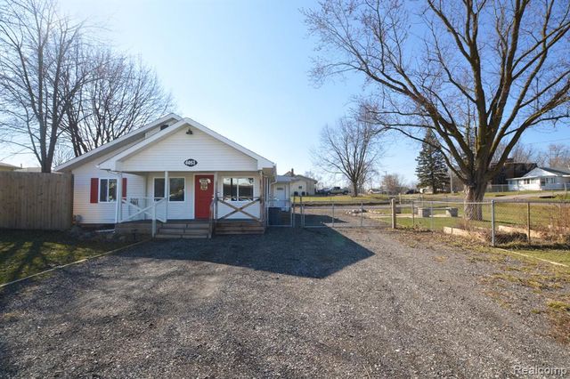4051 Red Wing Drive, Flint, MI 48532
