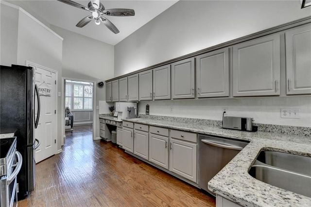 5019 Weatherstone Drive, Buford, GA 30519